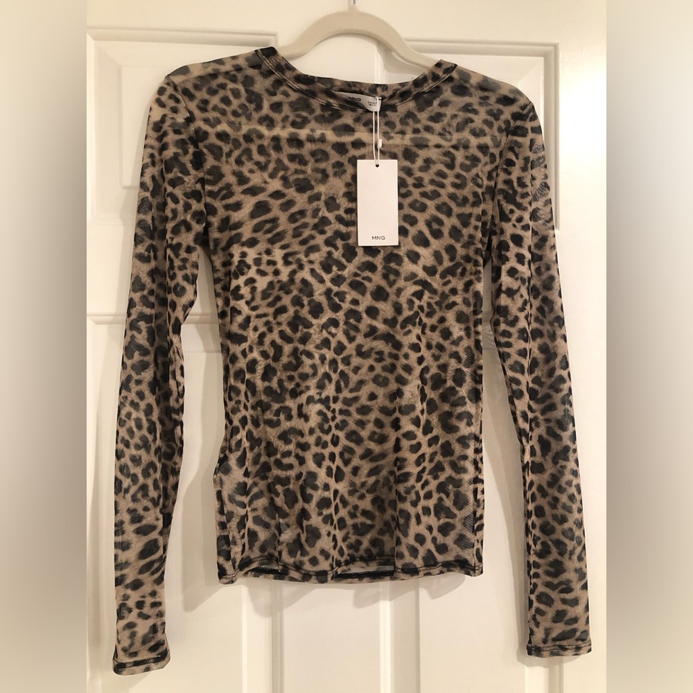 Long sleeve mesh top